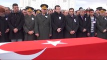 Afyon Şehit Uzman Çavuş Osman Öz Son Yolculuğuna Uğurlandı-2