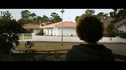 Bang Gang (A Modern Love Story) / Bang Gang (une histoire d'amour moderne) (2016) - Trailer (English Subs)