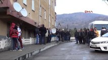 Karabük Polis Olan Babasını Öldürdü, 2 Kişiyi Yaraladı, İntihar Etti