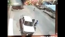 Saudi saves his Pal from certain Death