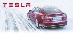 Tesla Model S - Winter Driving in Switzerland