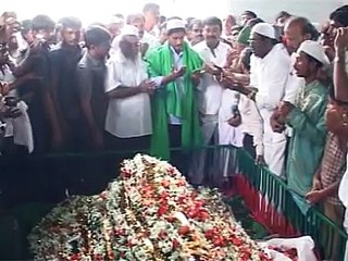YS JAGAN IN RAYACHOTI YATRA(DIWAN SAHEB DARGAH)