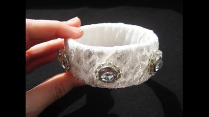DIY Браслет из кружева и пластиковой бутылки. Мастер-класс - How to make a bracelet - lace bracelet