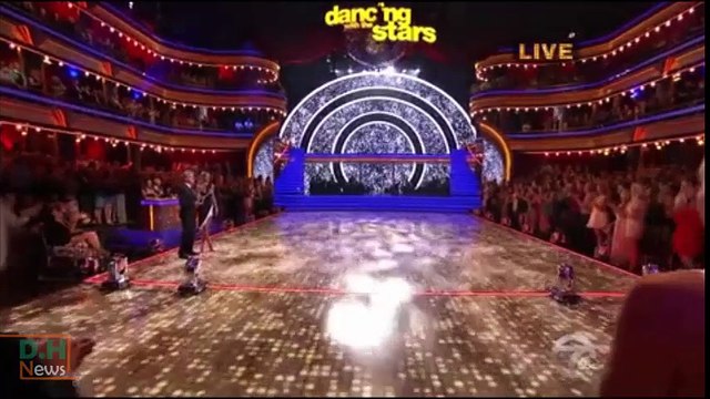 Introduction & Stars' entry - Week 3 - Season 18 - Dancing with the Stars