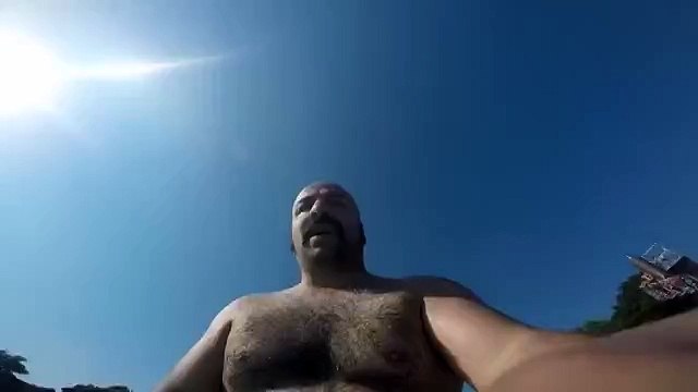 Хедшот во время селфи под водой (1)