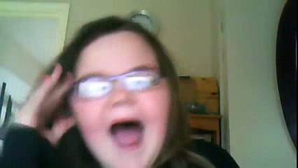 GIRL tries to sing I will always love you