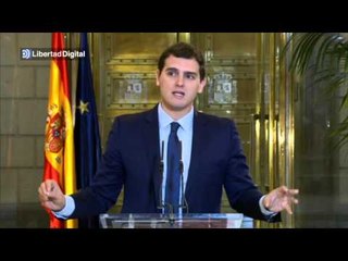 Rivera y Rajoy ofrecen al PSOE un pacto para frenar el referéndum de Podemos