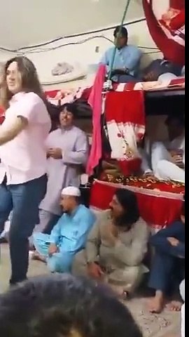 pashto music vs british girls dance 2016