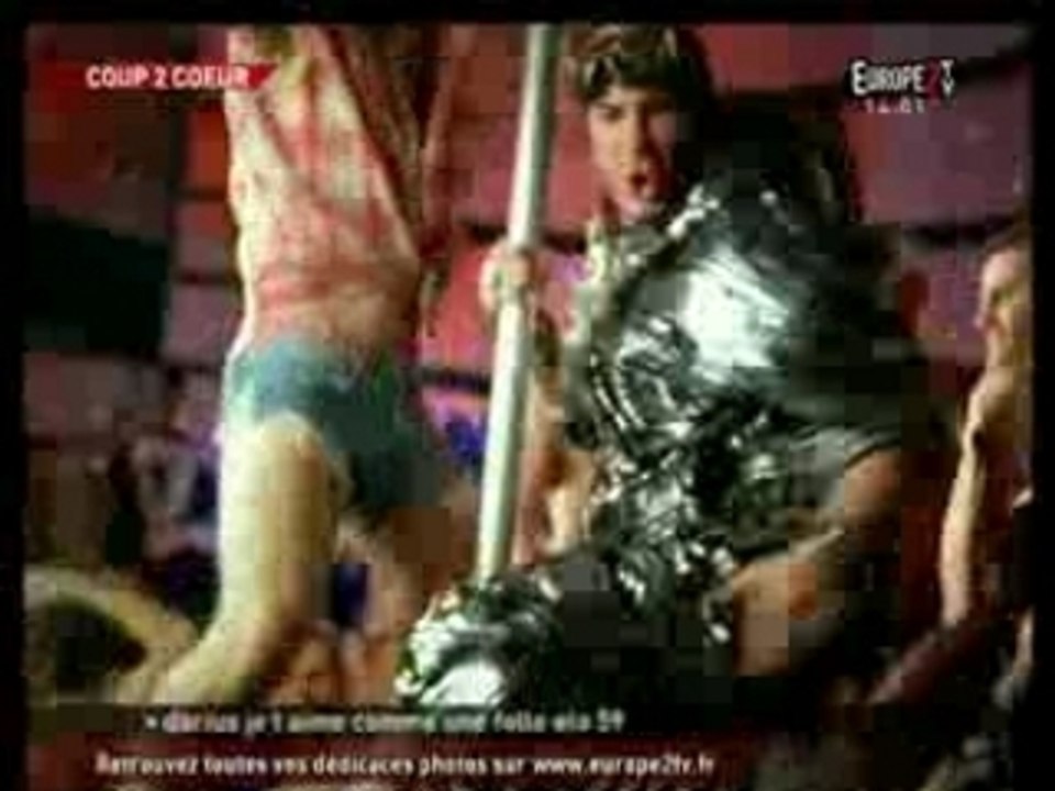 Fatal Bazooka - J'aime trop ton boule