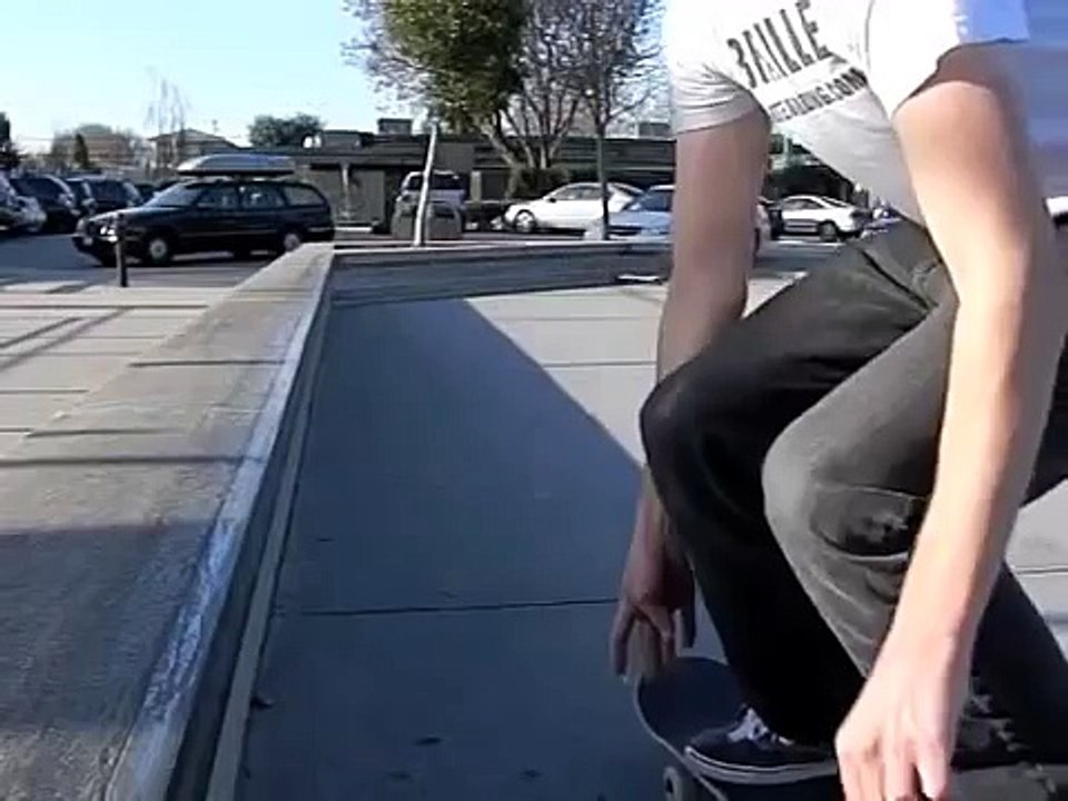 FRONTSIDE 5-0 SLOW MOTION