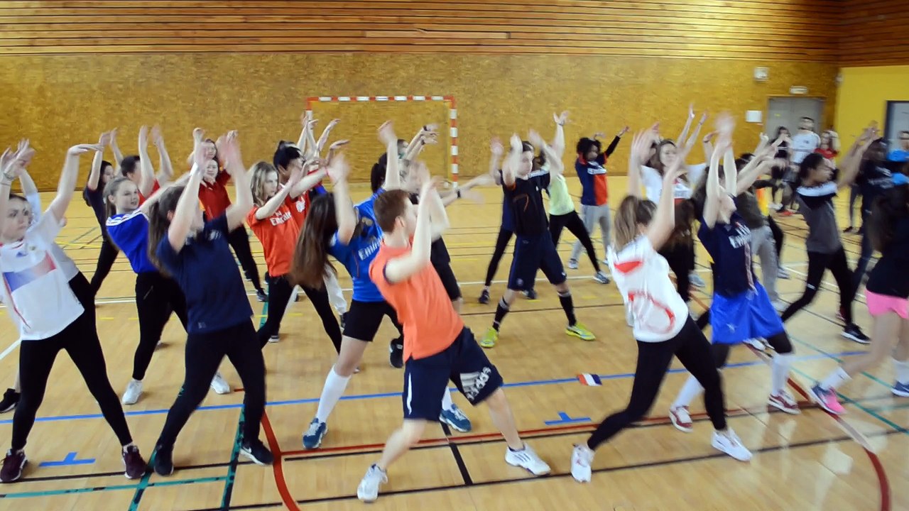 Flashmob Louis Armand Eaubonne EURO 2016