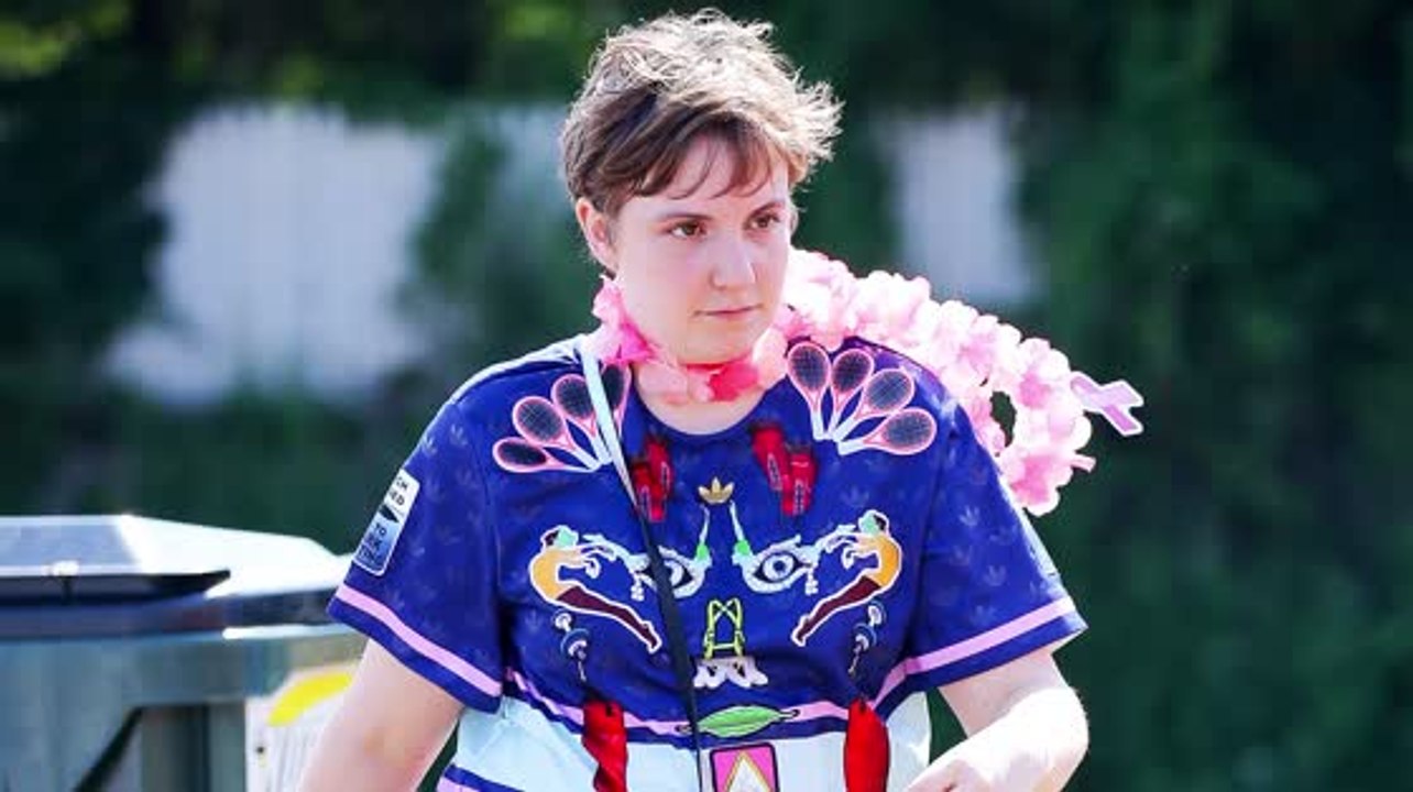 Lena Dunham sagt, dass Nacktszenen immer schwerer werden