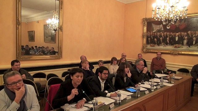 Un voeu du conseil municipal d'Auxerre contre le projet de fermeture du collège BIenvenu-Martin