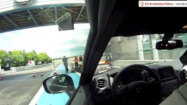 Nissan GTR Vmax 2012 0-318 kmh Full speed acceleration
