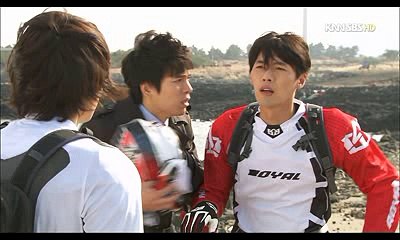 ＢＡＭ《W A R》 1 1 닷《Ｃ０Ｍ》"강서건마"QNC