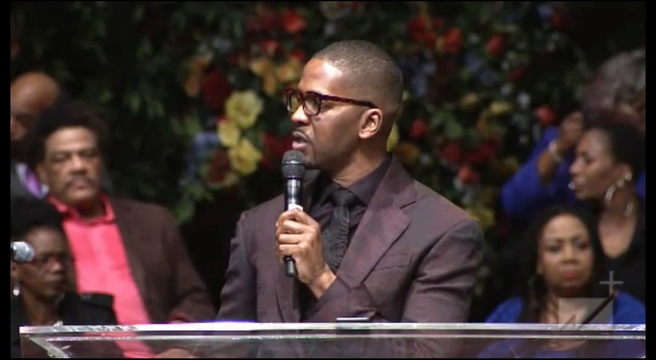 Donald Lawrence Reflects About Pastor Andrae Crouch at the Andrae Crouch Celebration Concert