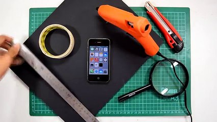 A Smartphone Projector With A Shoebox