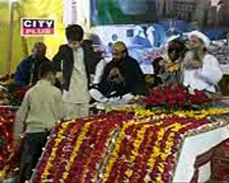 Maa Thandi Chawan -Abdul Rauf Roofi - Mehfil Naat 2016