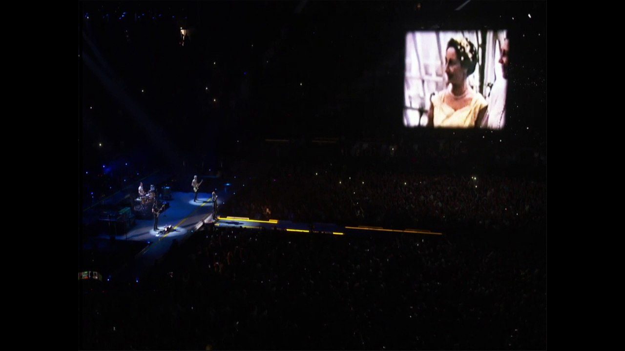 04. U2 - Iris (Hold Me Close) (07-December-2015) [Live From Paris HBO]