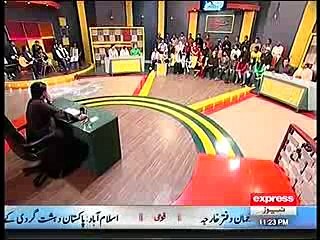 Khabardar with Aftab Iqbal - 11 February 2016 - The Matrix - Express News