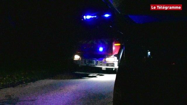 Motreff (29). Des agriculteurs déversent des déchets devant chez le député Ferrand