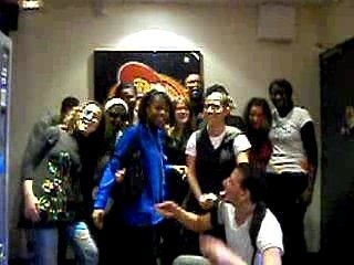 Quand les forumeurs souhaitent à Flo' un bel anniv'...