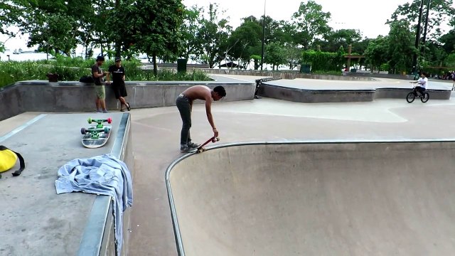 Most Amazing Skateboarding Stunts Awesome Skateboard Tricks Video - YouTube