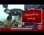 Breaking News -Lahore Lakho Dair Main Police Mukabla - 12-02-2016 - 92NewsHD