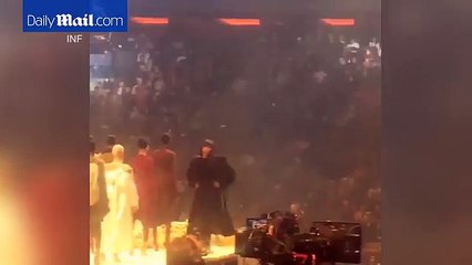 Naomi Campbell makes surprise appearance in Kanye's show _ Daily Mail Online