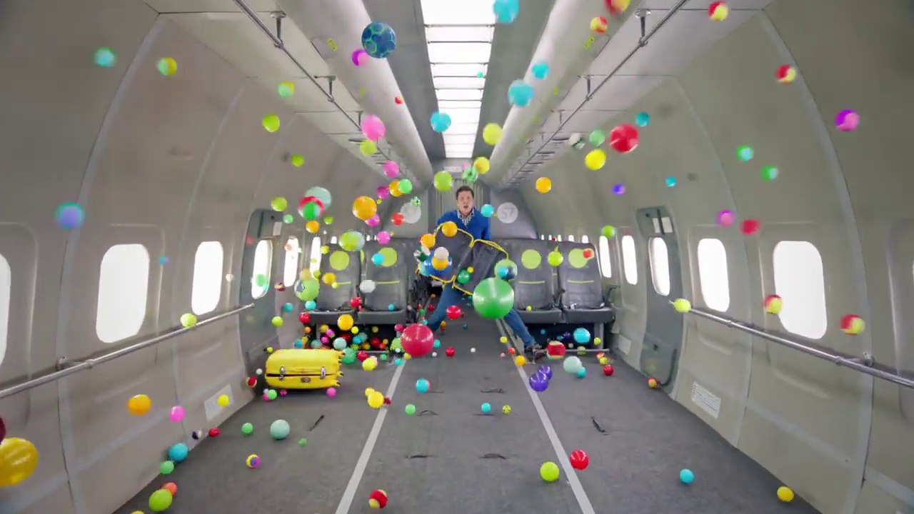 Faire un clip en apesanteur dans un avion - 0 gravité - OK Go