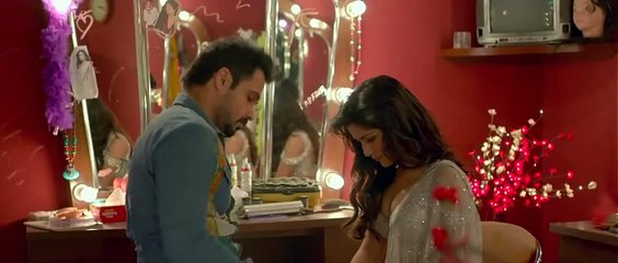 Humaima Malik All Kissing Scenes from Raja Natwarla