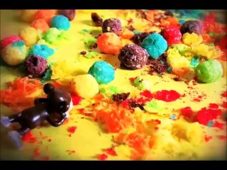 Table Manners - Cool Funny Stop Motion Animation