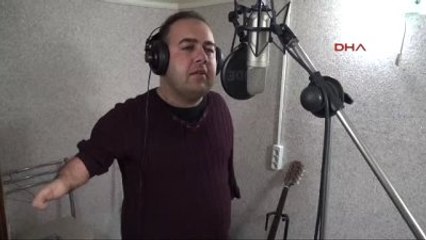 Uşak Tek Parmağıyla Hayata Sıkıca Tutundu