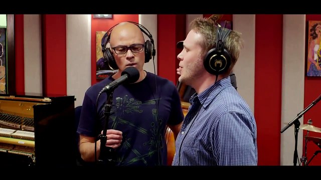 Армянская народная песня Ов сирун, сирун в исполнении легендарной группы Pink Martini