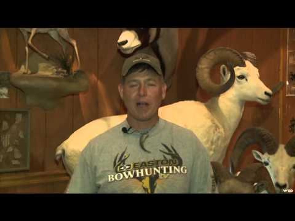 Easton Bowhunting TV - Montana Whitetail Deer