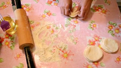 DAMPFNUDEL.БУЛОЧКИ НА ПАРУ-ЦВЕТОЧКИ.