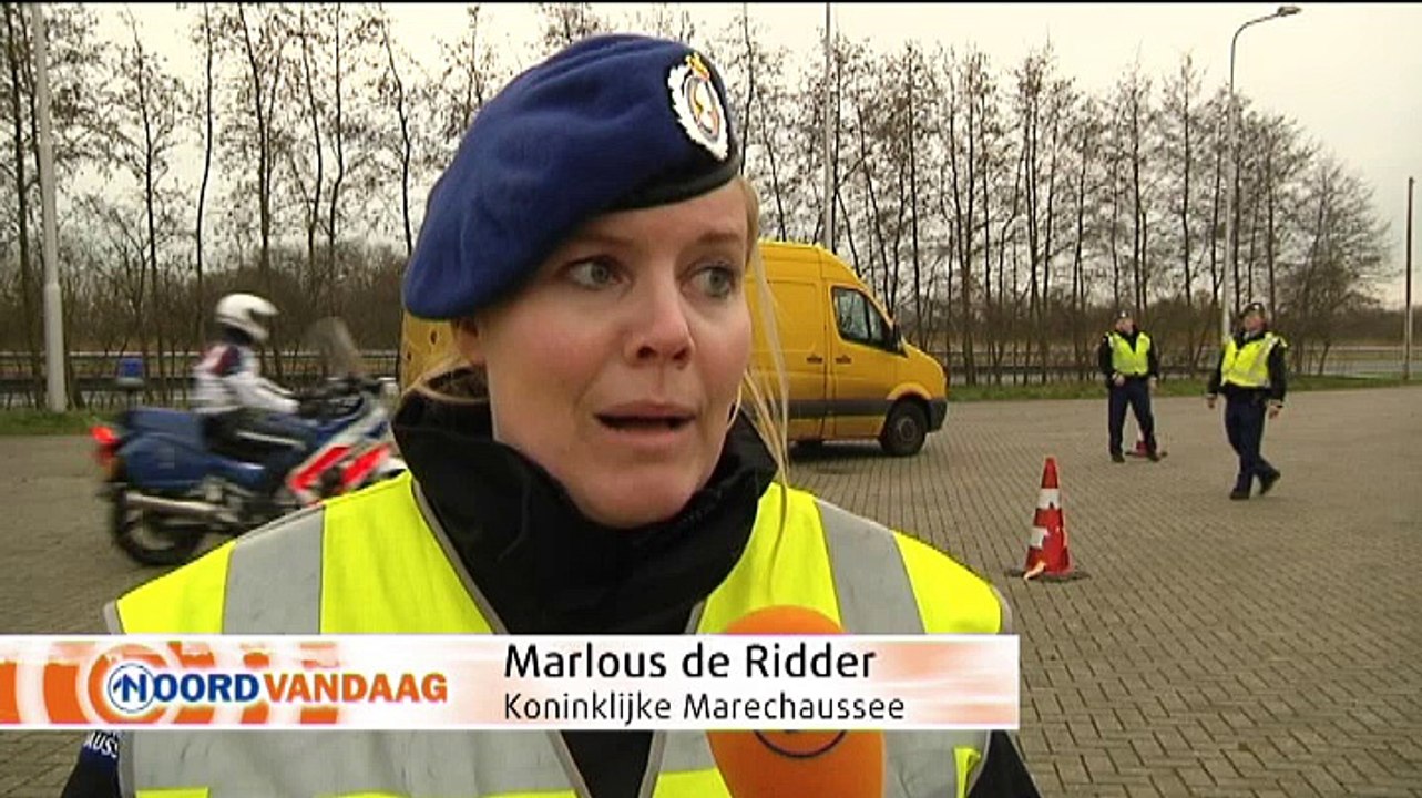 Marechaussee controleert bij grens op mensensmokkel - RTV Noord