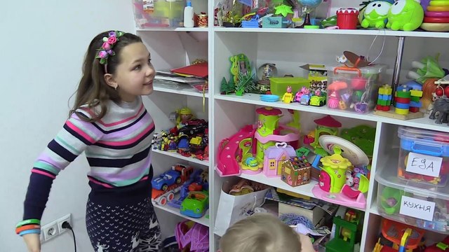 Видео для детей. Экскурсия по студии Первый проект с лучшей подружкой Настей.