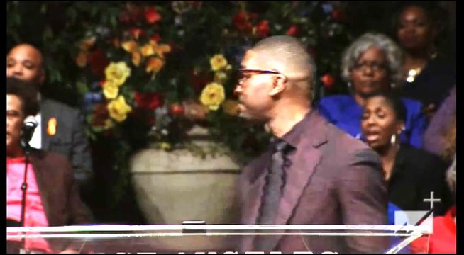 Donald Lawrence Bless Me at Pastor Andrae Crouch Celebration of Life Concert