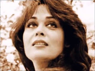 چلے تو کٹ ہی جائے گا سفر آھستہ آھستہ - مسرت نذیر-SD