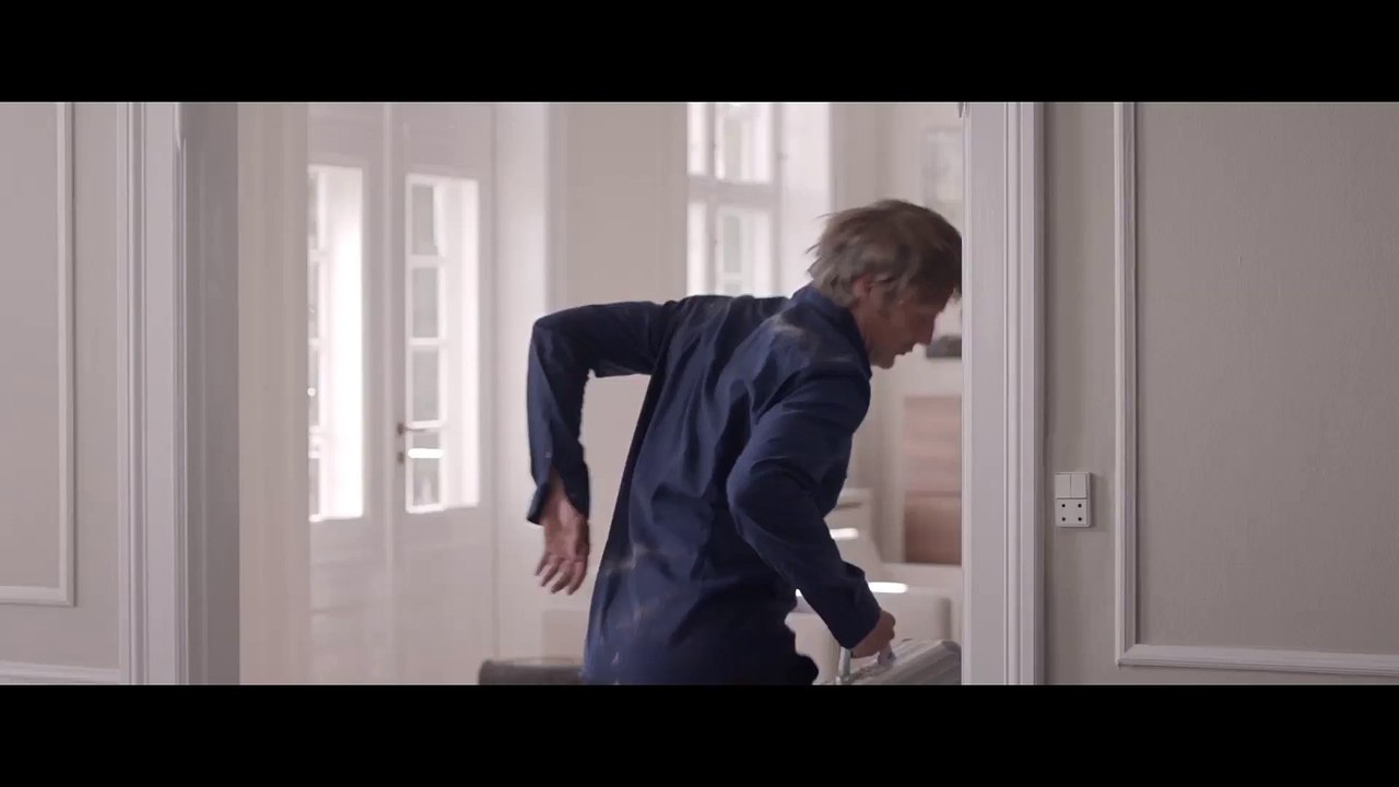 Pub BoConcept Breaking Glass avec Mads Mikkelsen [HD]