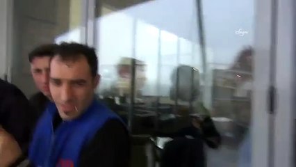 Pendik'te kuru yük gemisi karaya oturdu