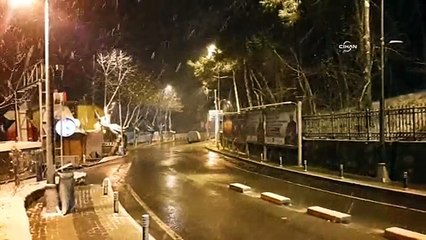 Kar İstanbul’un yüksek kesimlerini beyaza bürüdü