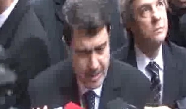 Beyoğlu'nda çöken binayla ilgili Vali Şahin'den açıklama