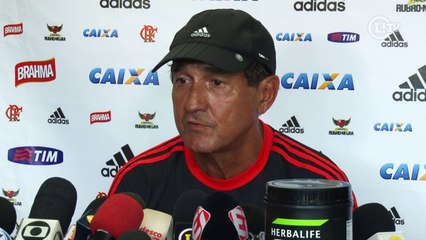 Muricy pede para jogadores esquecerem polêmicas e focar no jogo