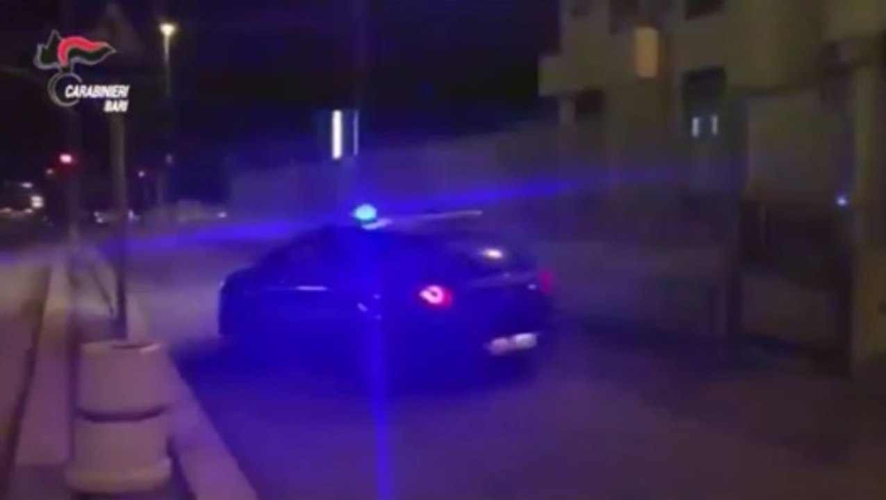 Bari - banda criminale trafficava droga e armi a Mofetta, 16 arresti