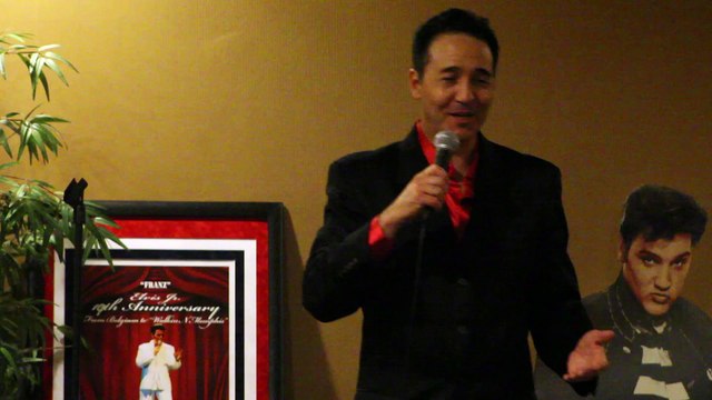 Ray Dees sings 'Let It Snow' Jackson Mississippi Nov 2015