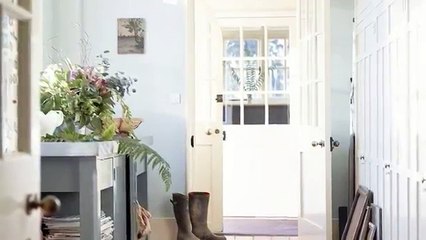 Белая палитра для оформления прихожей