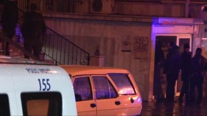 Pendik'te Soyguncu Cami Tuvaletine Saklanıp Bir Kişiyi Rehin Aldı - 1