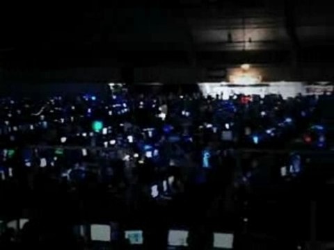 Basshunter Vi sitter i Ventrilo och spelar DotA English